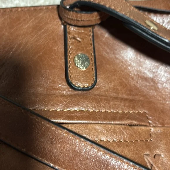 Leather Tommy Bahama purse handbag brown tobacco color flat bottom - Picture 9 of 12